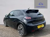 2021 Peugeot 208 thumbnail 6