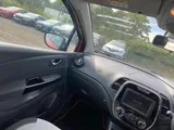 2014 Renault Captur thumbnail 13