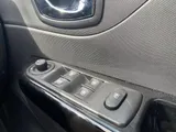 2014 Renault Captur thumbnail 25