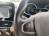 2017 Renault Clio thumbnail 23