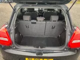 2019 Suzuki Swift thumbnail 9