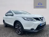 2015 Nissan Qashqai thumbnail 1