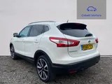 2015 Nissan Qashqai thumbnail 4