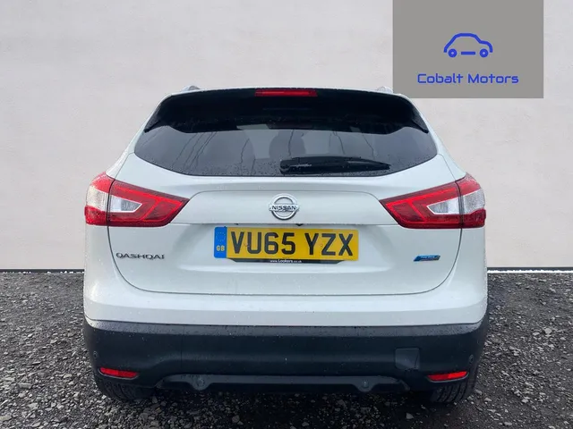 2015 Nissan Qashqai — photo 4