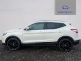 2015 Nissan Qashqai thumbnail 2