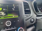 2018 Renault Megane thumbnail 30