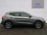 2016 Nissan Qashqai thumbnail 2