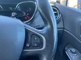 2017 Renault Captur thumbnail 25