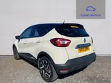 2017 Renault Captur thumbnail 5