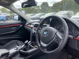 2015 BMW 3 Series thumbnail 21