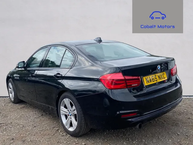 2015 BMW 3 Series — photo 3