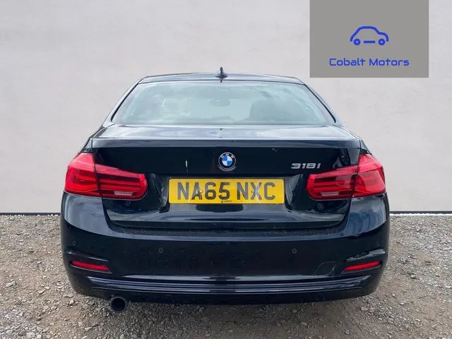 2015 BMW 3 Series — photo 4