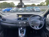 2016 Renault Scenic thumbnail 11