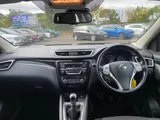 2016 Nissan Qashqai thumbnail 9