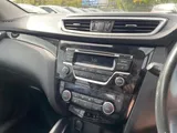2016 Nissan Qashqai thumbnail 19