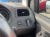 2015 Volkswagen Polo thumbnail 30