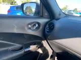 2017 Nissan Juke thumbnail 17