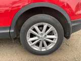 2014 Nissan Qashqai thumbnail 9