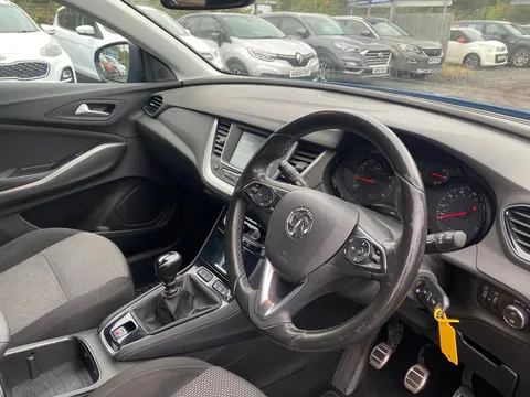 Used 2019 Vauxhall Grandland X Design Line S/s for sale on Motoring Today