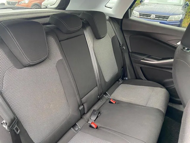 2019 Vauxhall Grandland X — photo 2