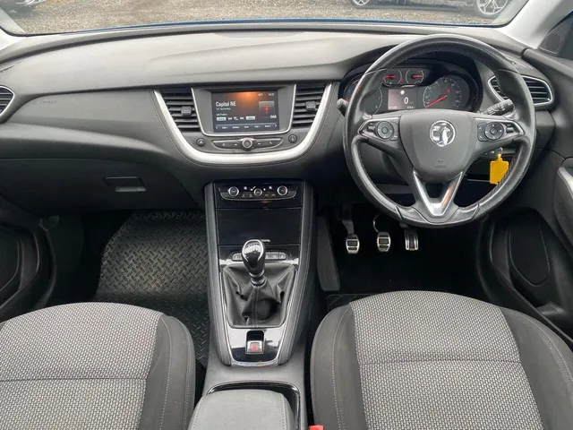 2019 Vauxhall Grandland X — photo 3