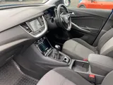 2019 Vauxhall Grandland X thumbnail 18