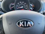 2015 KIA Rio thumbnail 15