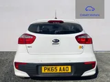 2015 KIA Rio thumbnail 4