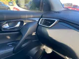 2015 Nissan Qashqai thumbnail 14