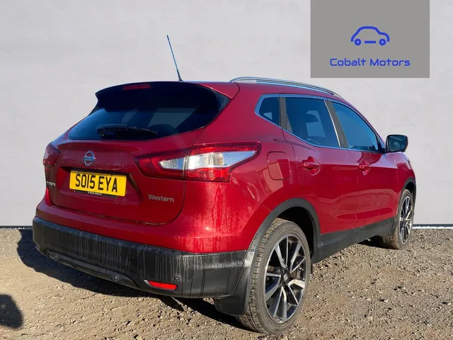 2015 Nissan Qashqai — photo 3
