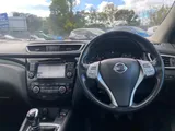 2015 Nissan Qashqai thumbnail 10
