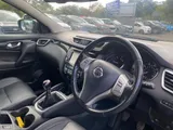 2015 Nissan Qashqai thumbnail 20