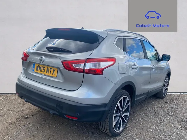 2015 Nissan Qashqai — photo 3