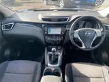 2016 Nissan Qashqai thumbnail 13