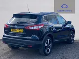 2016 Nissan Qashqai thumbnail 3