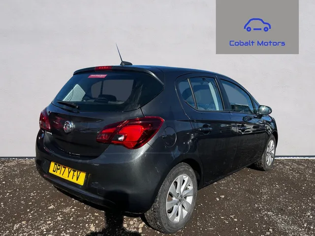 2017 Vauxhall Corsa — photo 3