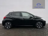 2019 Peugeot 208 thumbnail 2