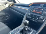 2019 Honda Civic thumbnail 17