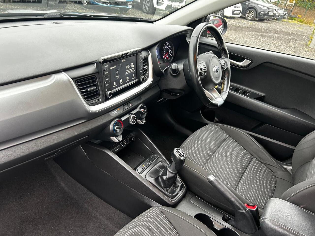 2019 KIA Stonic thumbnail 10