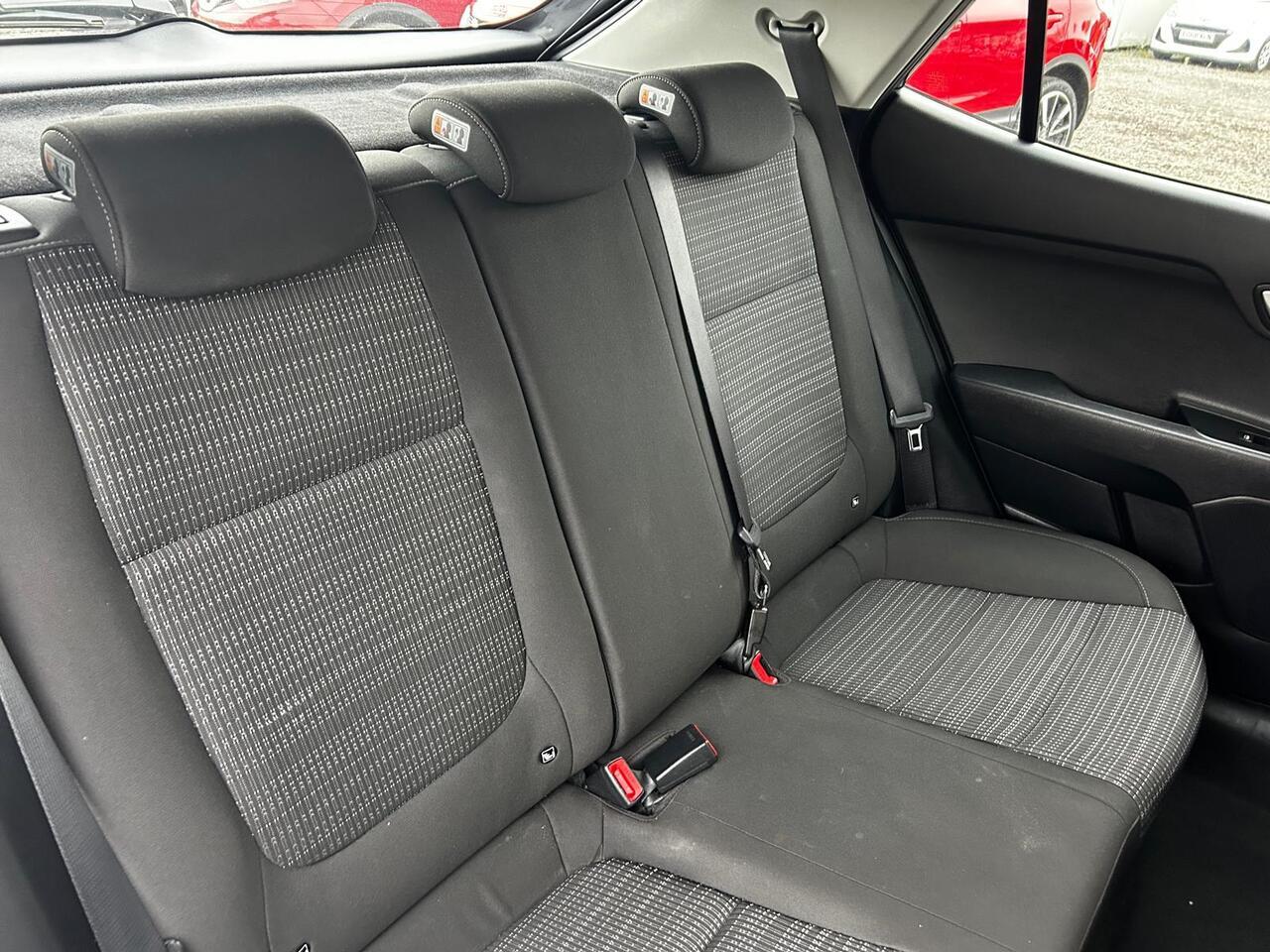 2019 KIA Stonic thumbnail 12