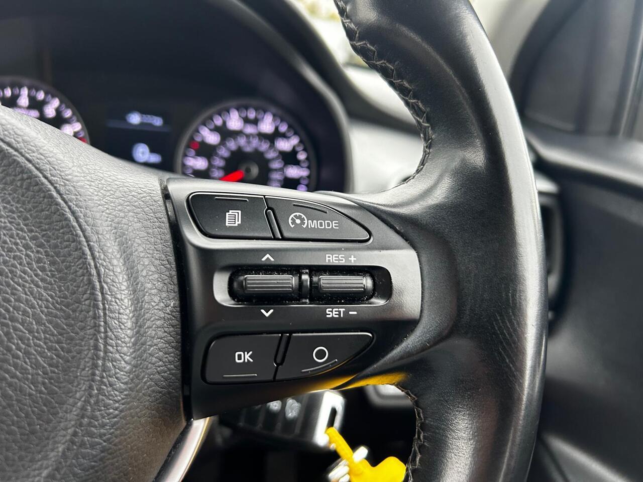 2019 KIA Stonic thumbnail 24