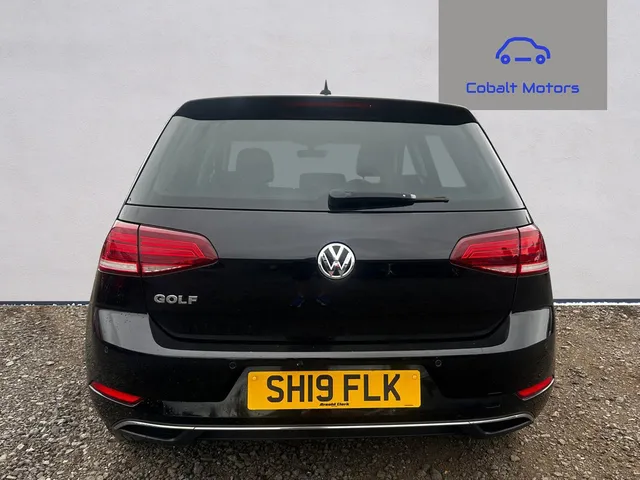 2019 Volkswagen Golf — photo 4
