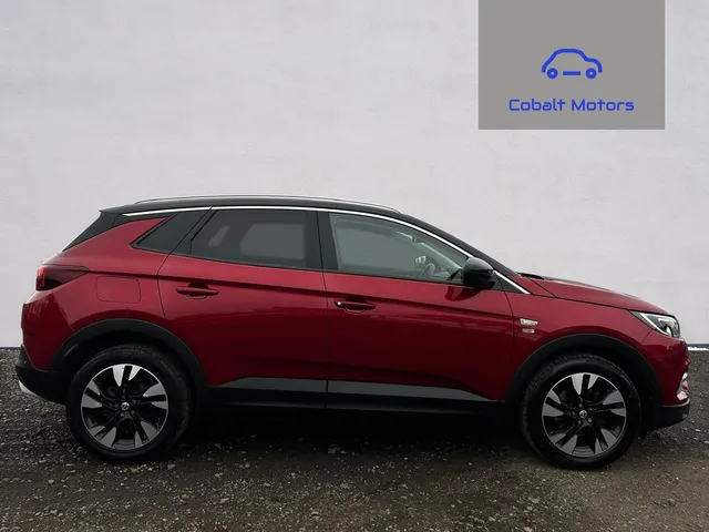 2021 Vauxhall Grandland X — photo 2