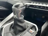 2019 Peugeot 3008 thumbnail 13