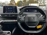 2019 Peugeot 3008 thumbnail 28