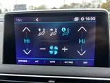 2019 Peugeot 3008 thumbnail 32