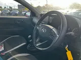 2021 Hyundai i10 thumbnail 12