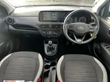 2021 Hyundai i10 thumbnail 13