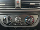 2021 Hyundai i10 thumbnail 17
