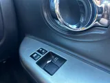 2016 Nissan Micra thumbnail 13